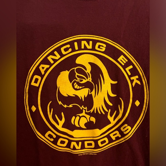 Gildan Mens XL Burgundy Gold Condors Dancing Elk Short Sleeve Tee Juno Bleeker - Picture 2 of 6